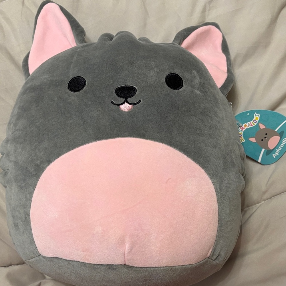 Squishmallows Gray and Pink Aphrodite
